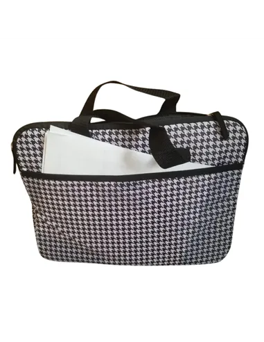 A Tres Click | Funda Para Portatil 14" Con Bolsillo Externo $&nbsp;16.640 $&nbsp;13.983 Generic Accesorios 