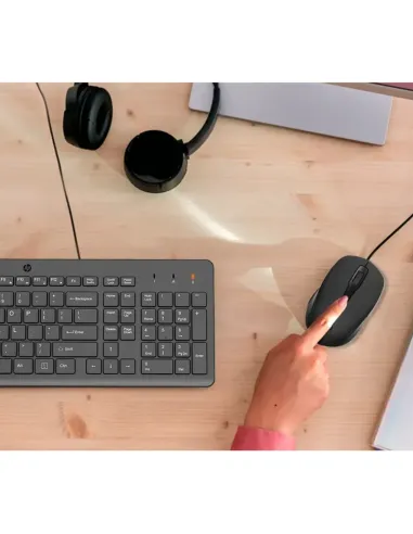 A Tres Click | Combo teclado y mouse Alambrico HP 150 Negro $&nbsp;99.000 $&nbsp;66.555 Hewlett Packard Teclados y Mouse 